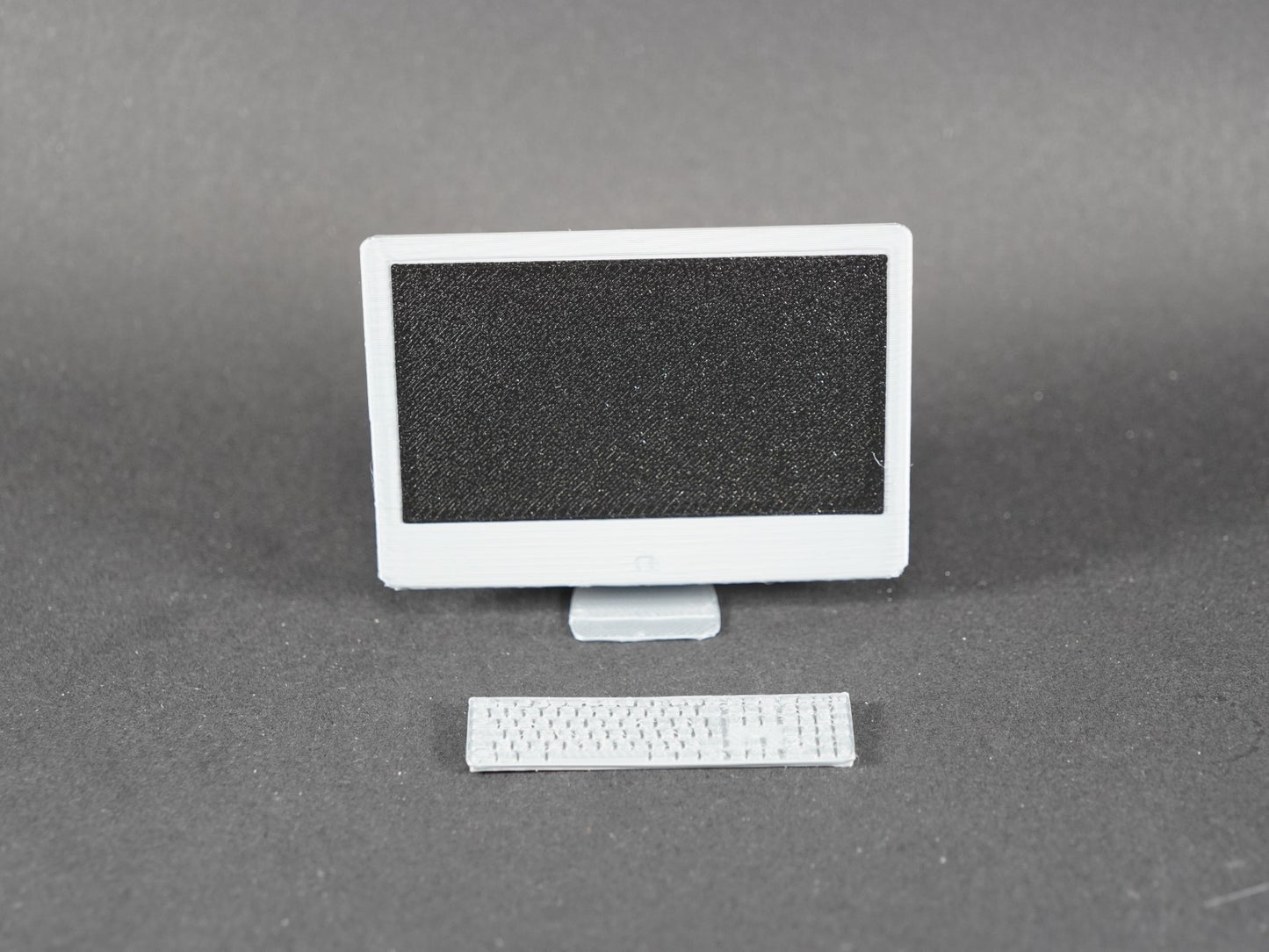 1:12 Scale Dolls House Miniature – Apple iMac Inspired Computer & Keyboard