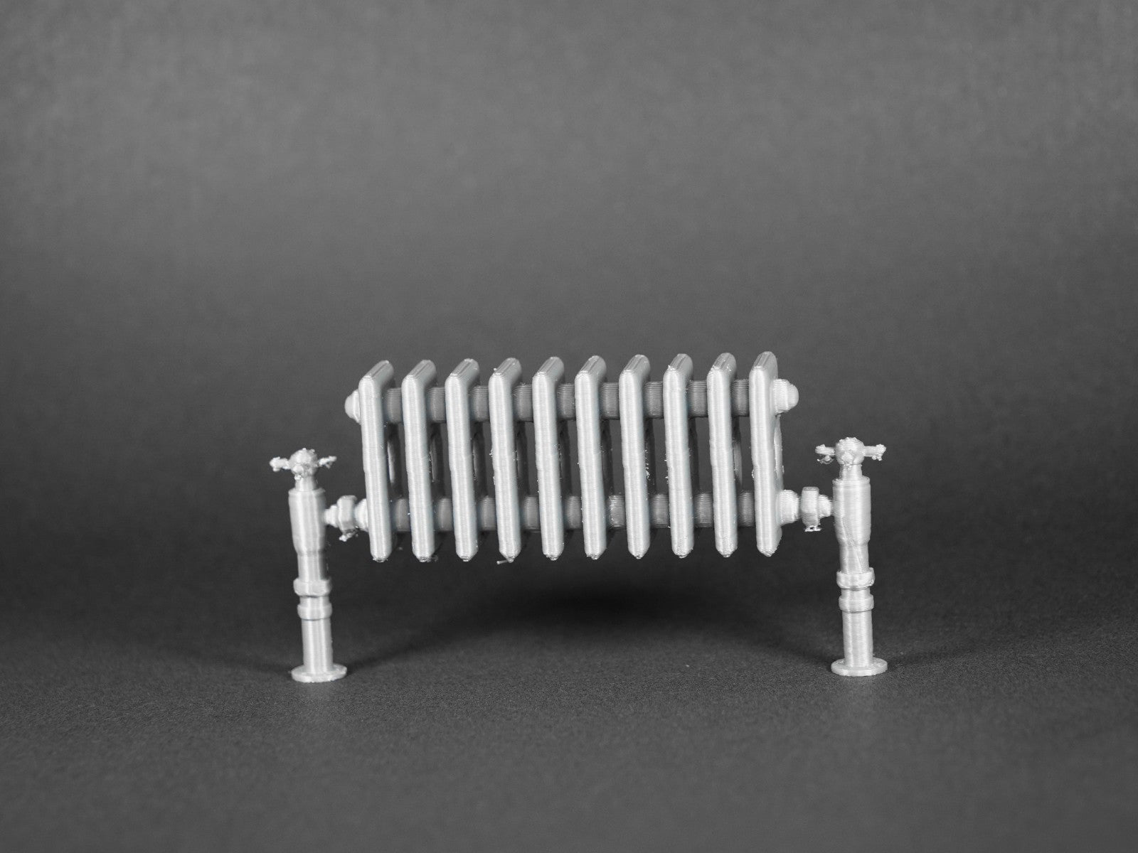 1:12 Scale Dolls House Miniature – Silver Heating Radiator Small