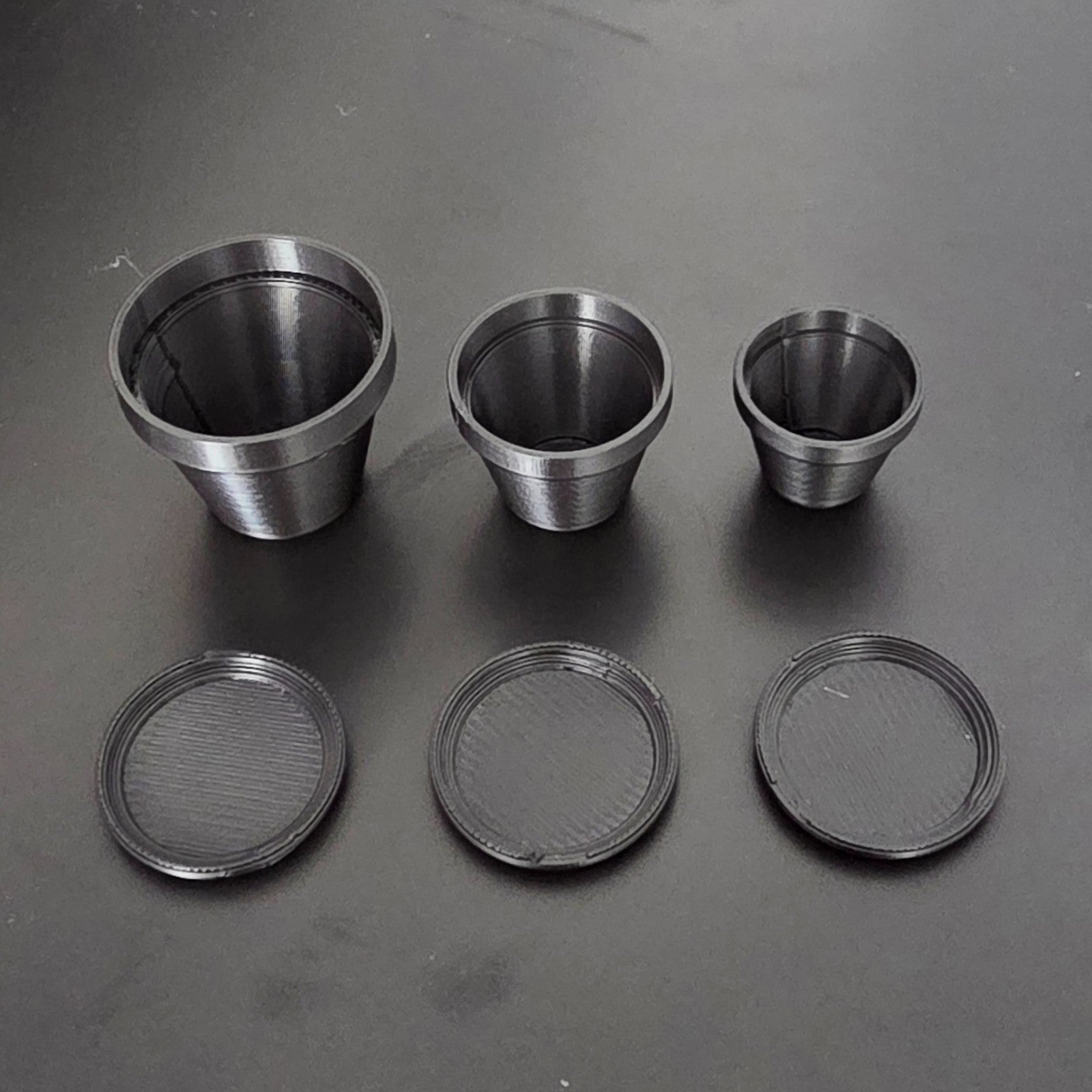 1:12 Scale Dolls House Miniature – Set of 3 Indoor/Outdoor Plant Pots - Black