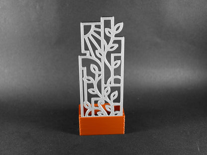 1:12 Scale Dolls House Miniature – Pot Planter with Trellis Design #1