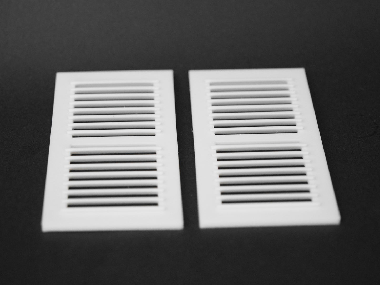 1:12 Scale Dolls House Miniature – Pair of Window Shutters 80mm Height