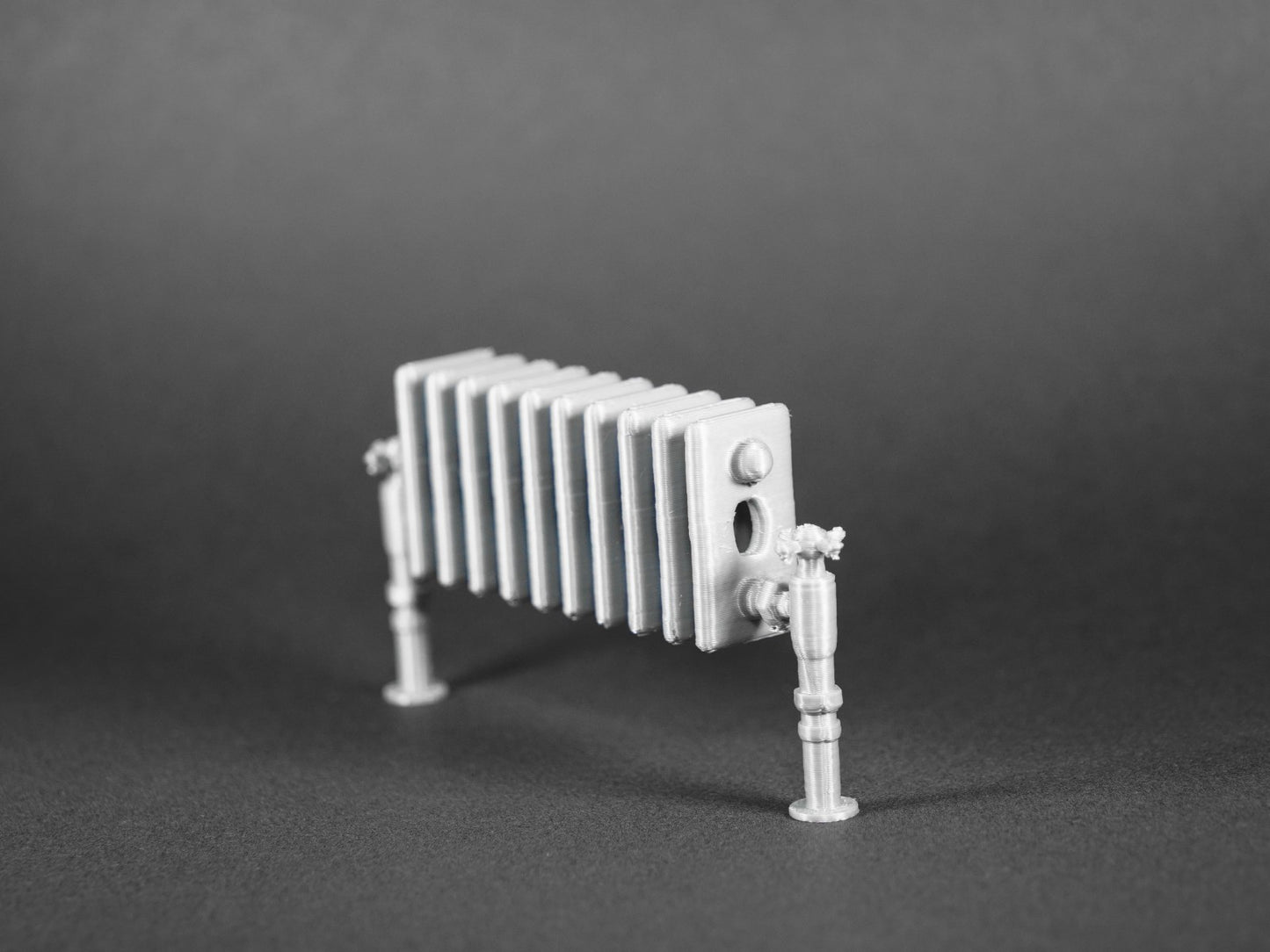 1:12 Scale Dolls House Miniature – Silver Heating Radiator Small