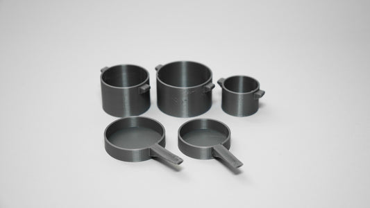 1:12 Scale Dolls House Miniature – Kitchen Pan Set (5 Pieces)