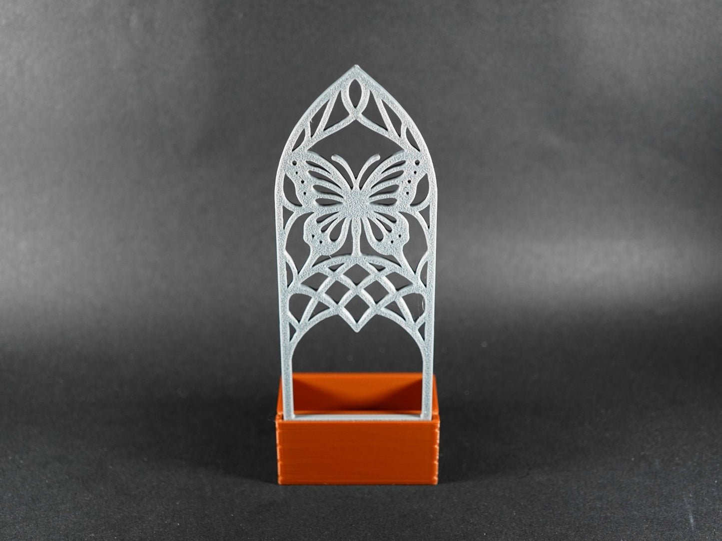 1:12 Scale Dolls House Miniature – Pot Planter with Trellis Design #3