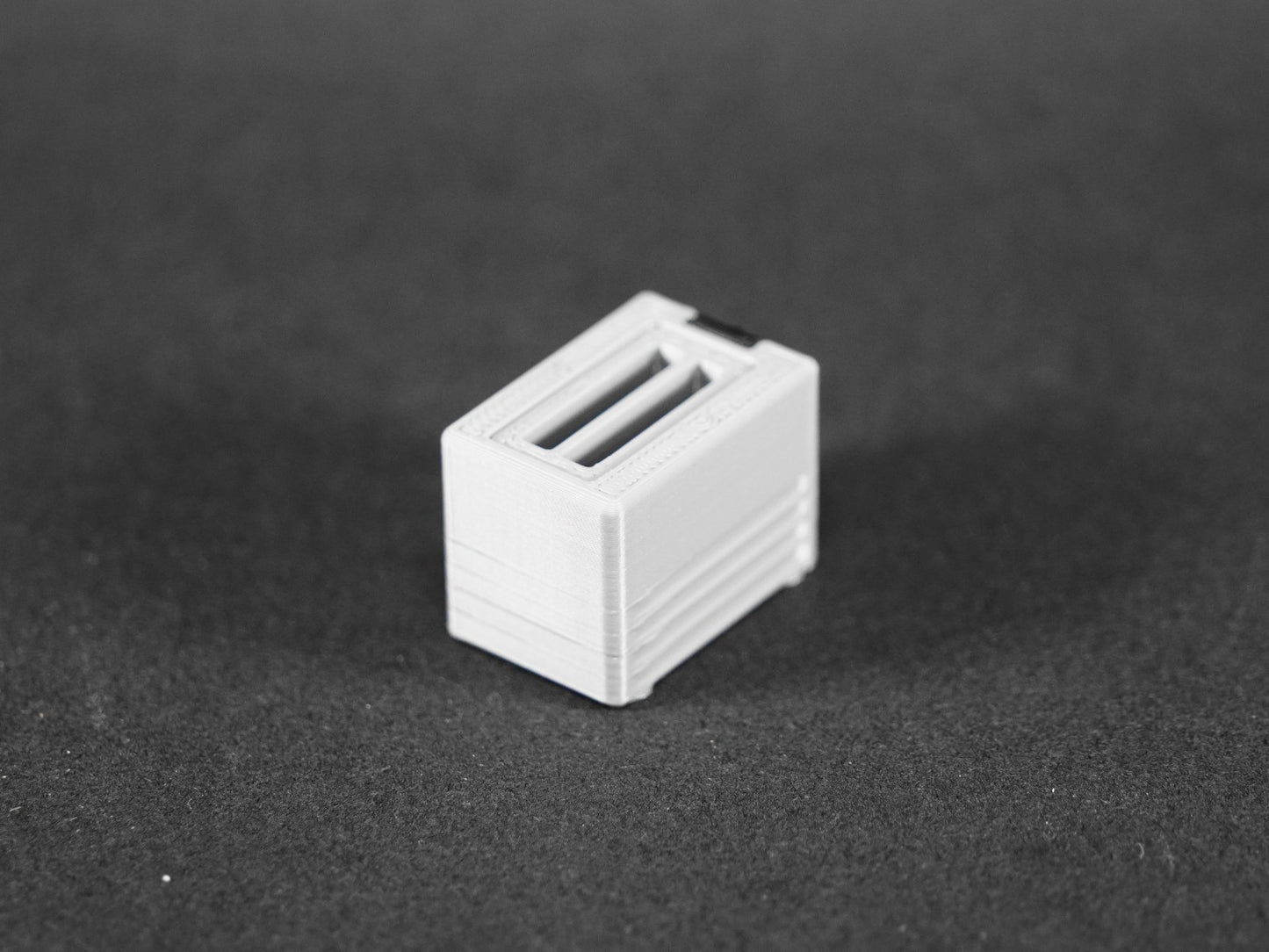 1:12 Scale Dolls House Miniature – Toaster (Grey/Silver Ninja Inspired)