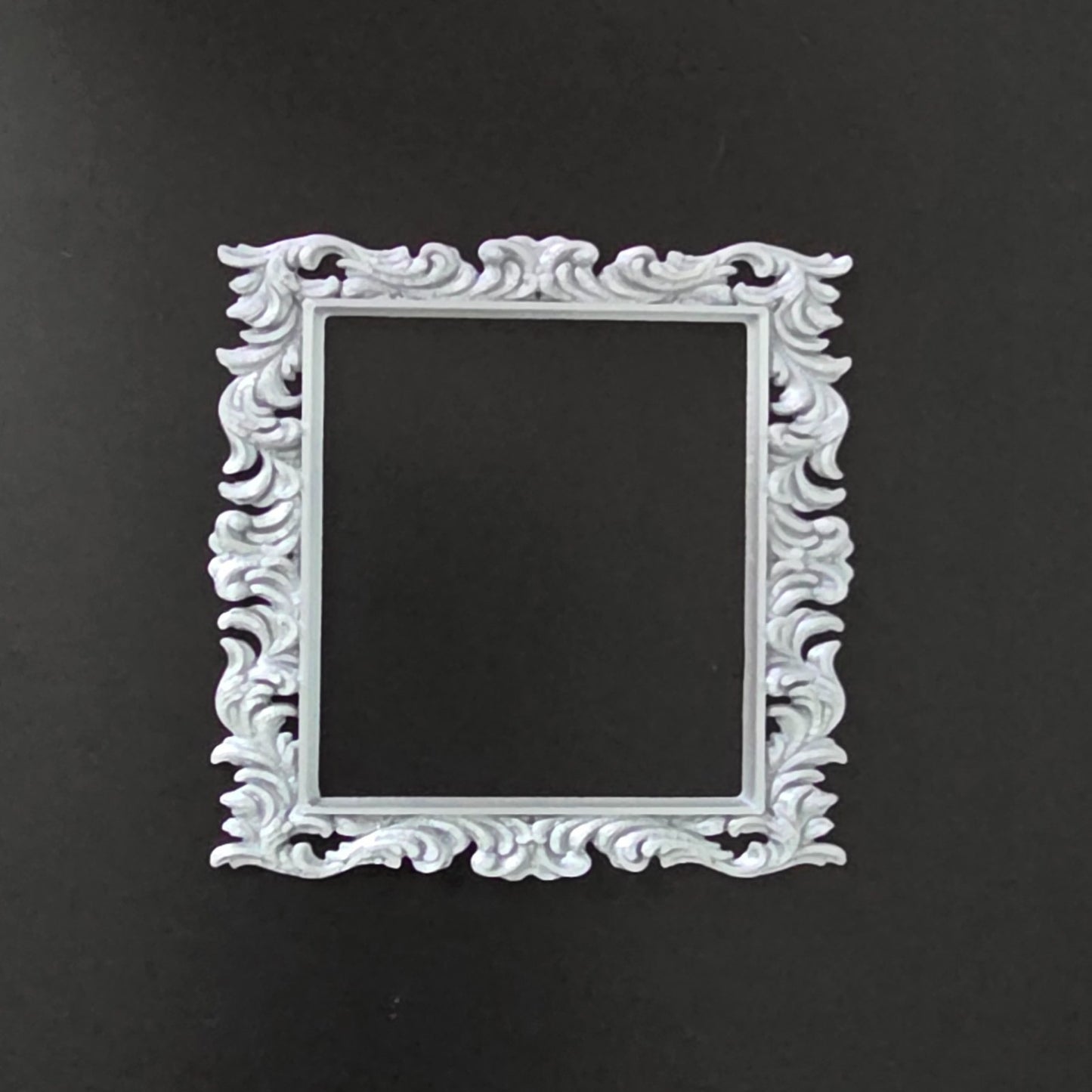 1:12 Scale Dolls House Miniature – Floral Silver Picture Frame 64mm x 64mm