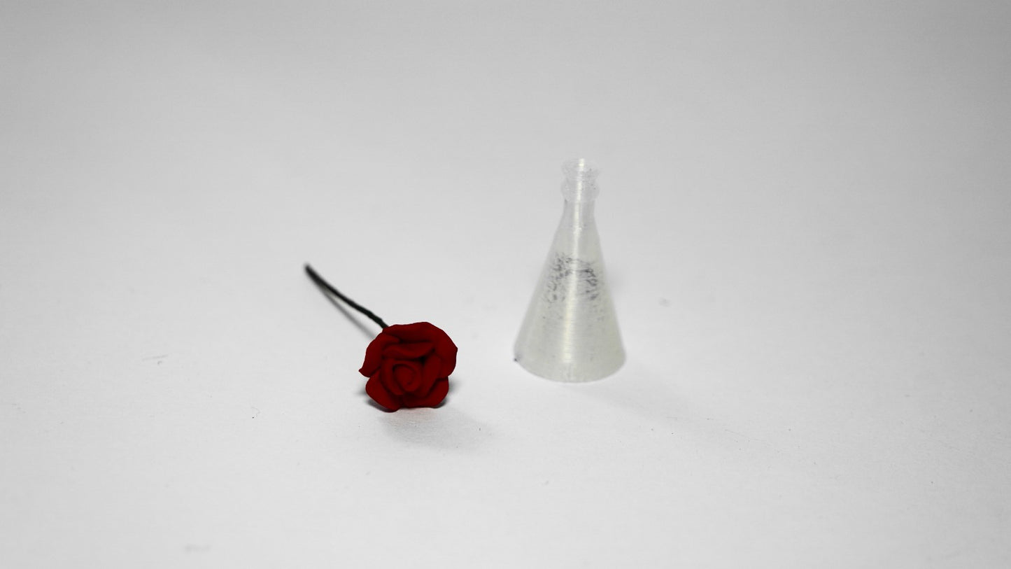 1:12 Scale Dolls House Miniature – Rose Stem in Vase