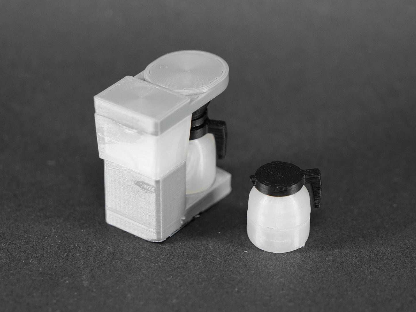 1:12 Scale Dolls House Miniature – Filter Coffee Machine (White Tefal Inspired)