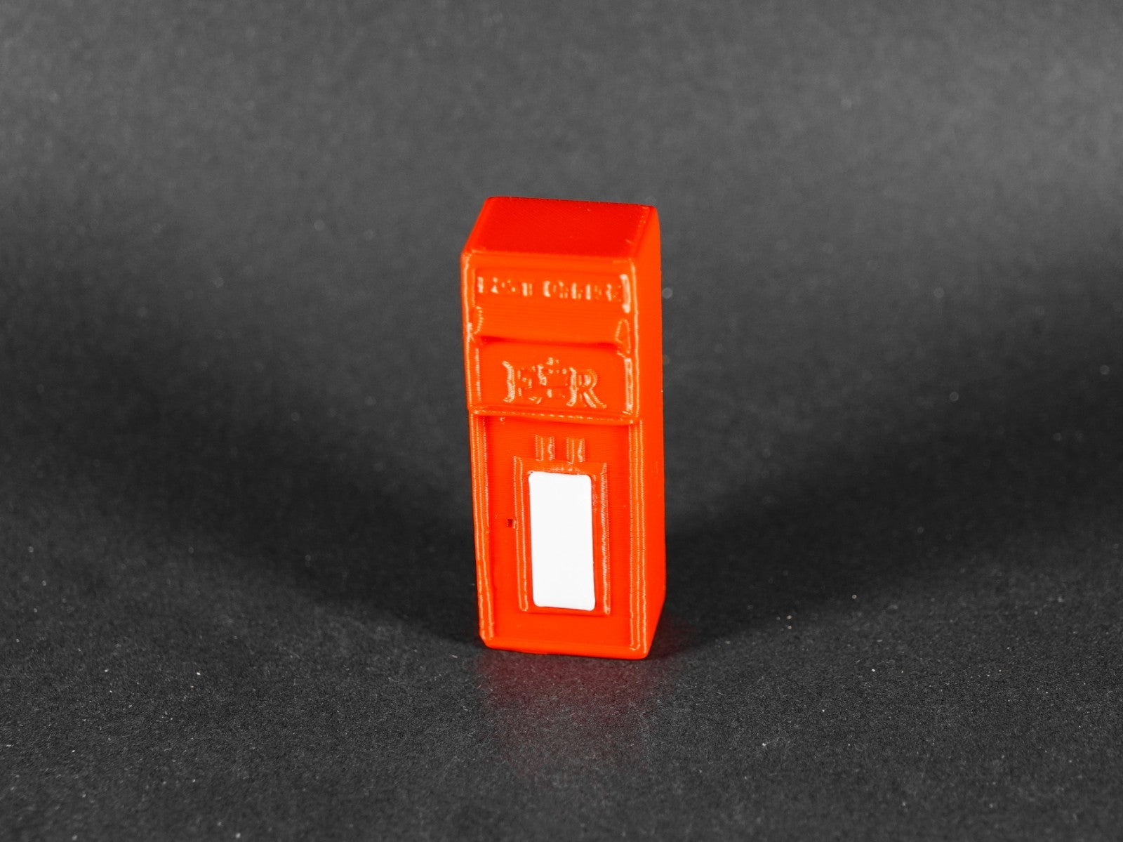 1:12 Scale Dolls House Miniature – Traditional Red Post Box/Royal Mail Inspired