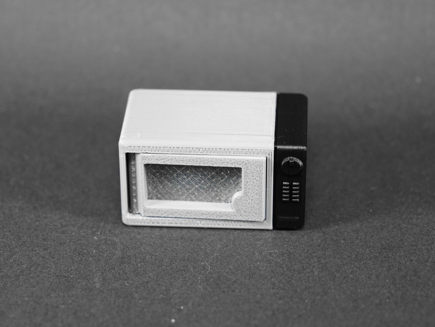 1:12 Scale Dolls House Miniature – Microwave (Grey/Silver Ninja Inspired)