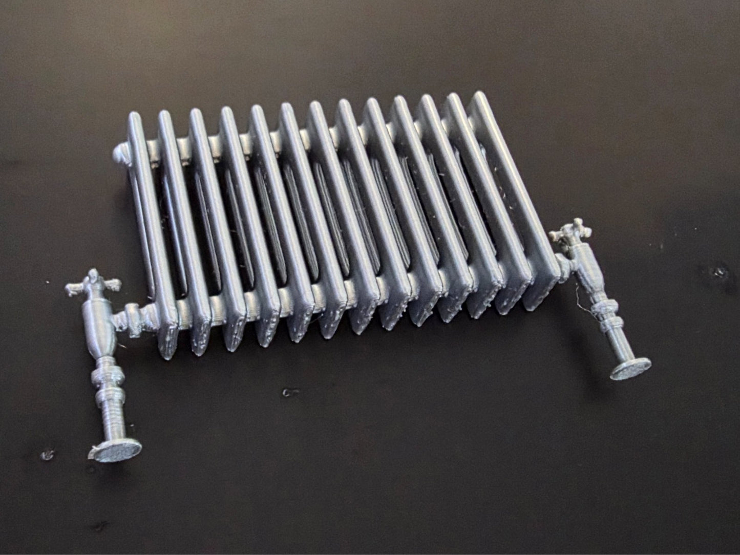 1:12 Scale Dolls House Miniature – Silver Heating Radiator