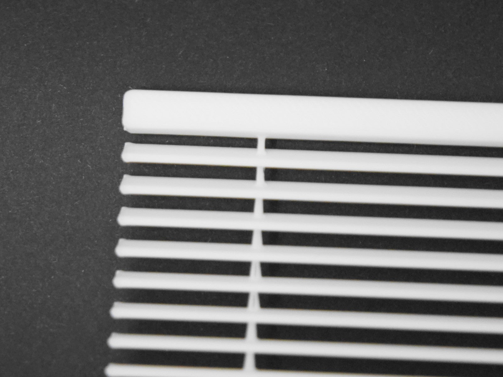 1:12 Scale Dolls House Miniature – Venetian Blind for Windows/Doors 100mm Width