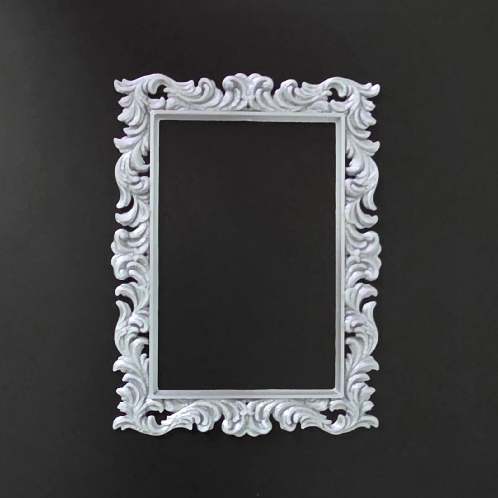 1:12 Scale Dolls House Miniature – Floral Silver Picture Frame 85mm x 64mm