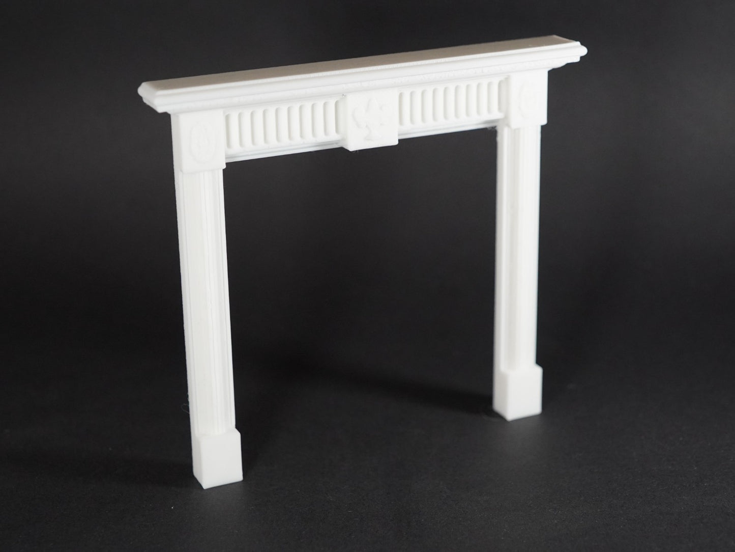 1:12 Scale Dolls House Miniature – Georgian Fleur Fireplace & Marble Hearth