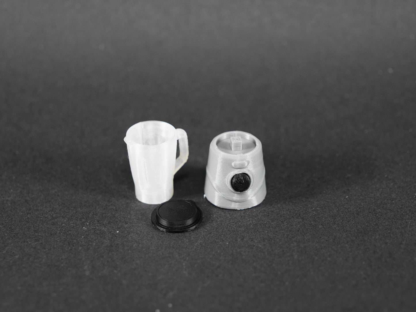 1:12 Scale Dolls House Miniature – Blender (White Tefal Inspired)