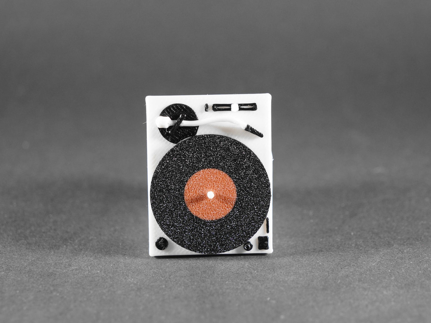 1:12 Scale Dolls House Miniature – Record Player with Vinyl Records
